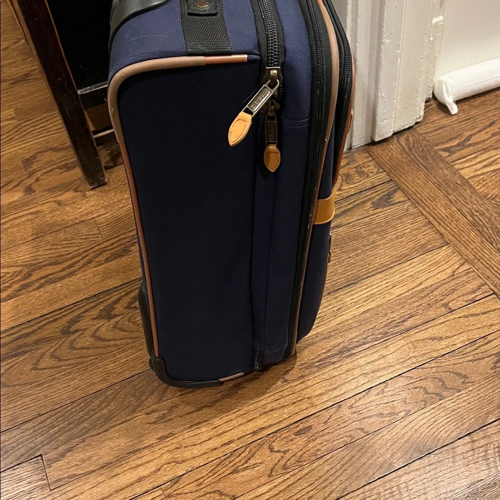 Vintage L.L. Bean Roller Bag Carry-on Navy Leather Trim 20x13x8.5”